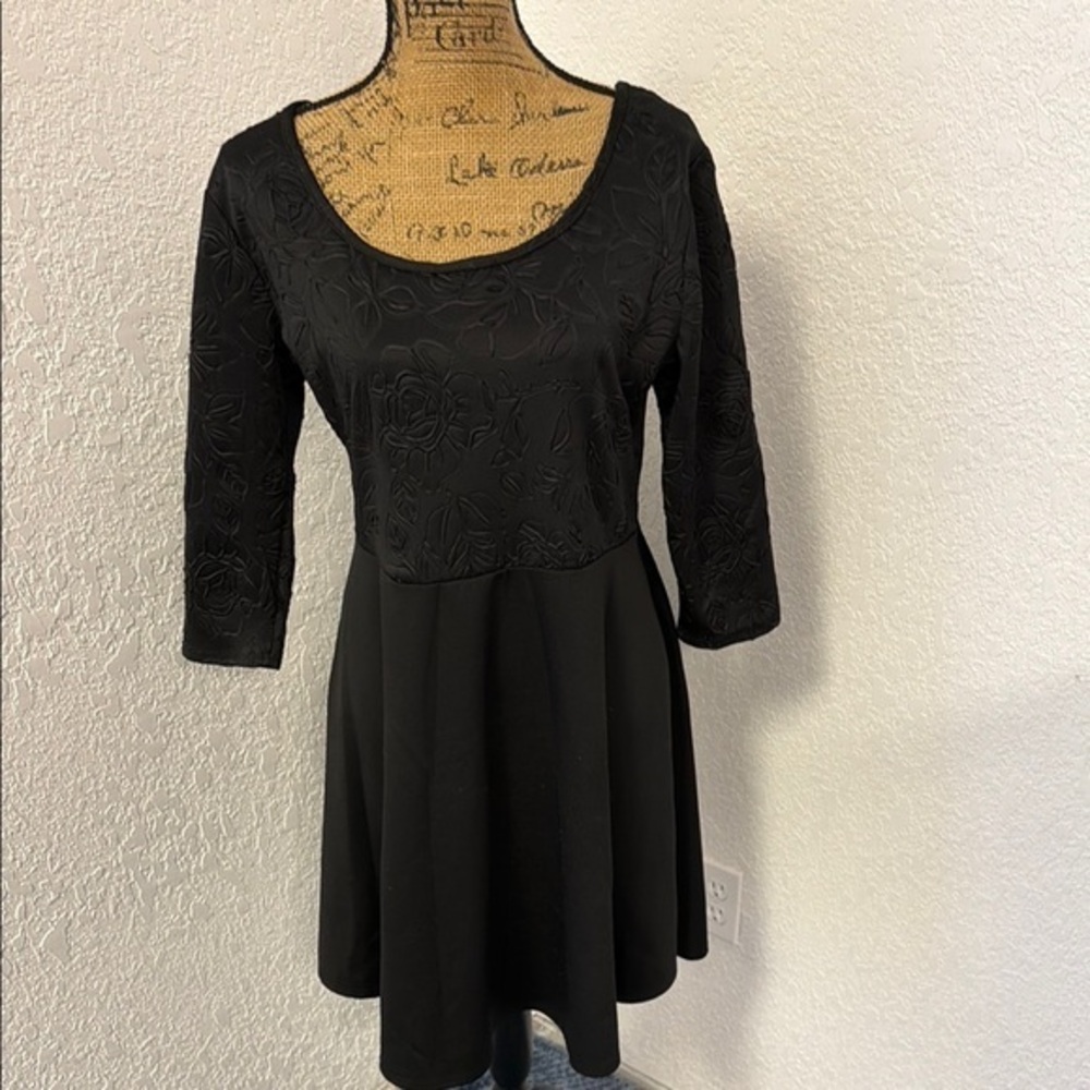 Pinc Black Floral Long Sleeve Dress